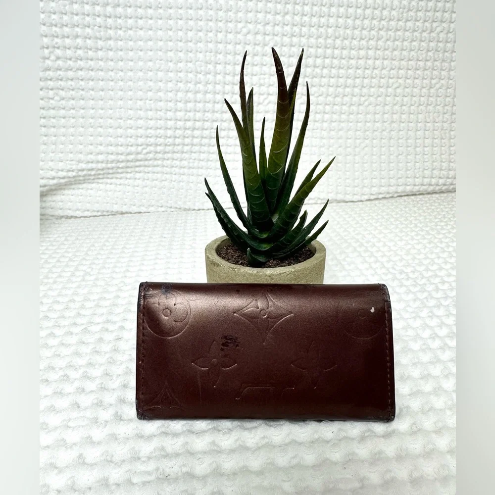🤎LV Matte Vernis Key Holder